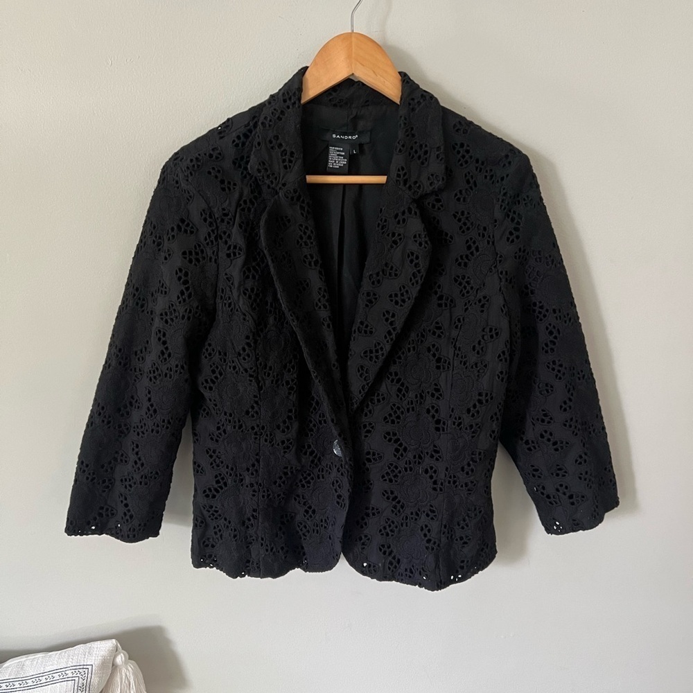 SANDRO Black Eyelet Lace Cotton Shrunken Blazer -
Large